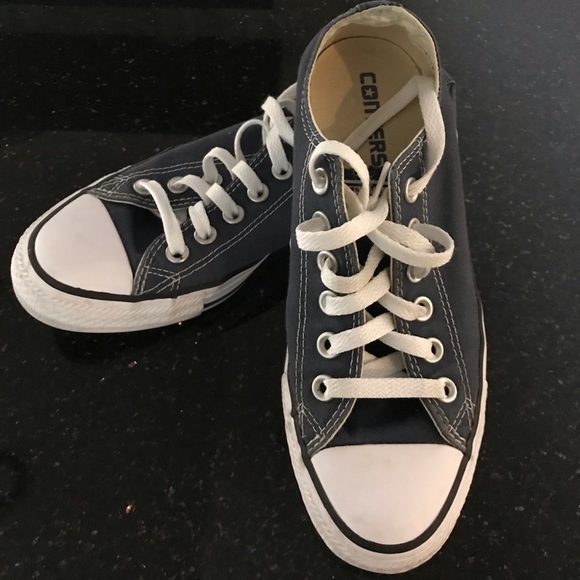 navy converse womens size 5